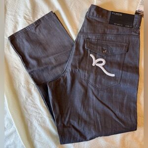 Rocawear 10-683-0 038-77 Men’s 42″ x 34.5″ Raw Grey Wash. NWT Original Fit